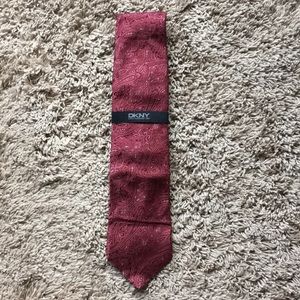 NWT DKNY paisley necktie
